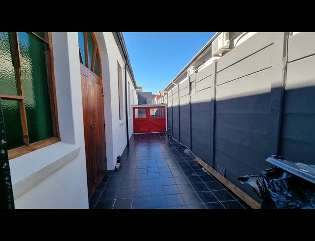 330M² MINI FACTORY FOR SALE IN WOODSTOCK